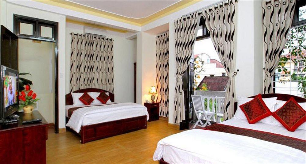 Memories Homestay Хойан Экстерьер фото