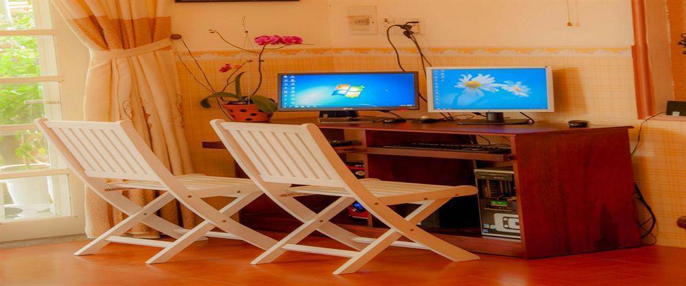 Memories Homestay Хойан Экстерьер фото