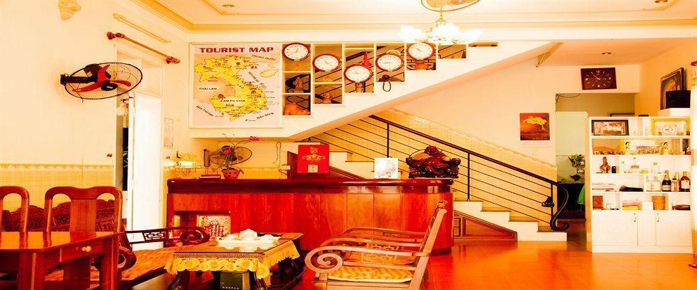 Memories Homestay Хойан Экстерьер фото