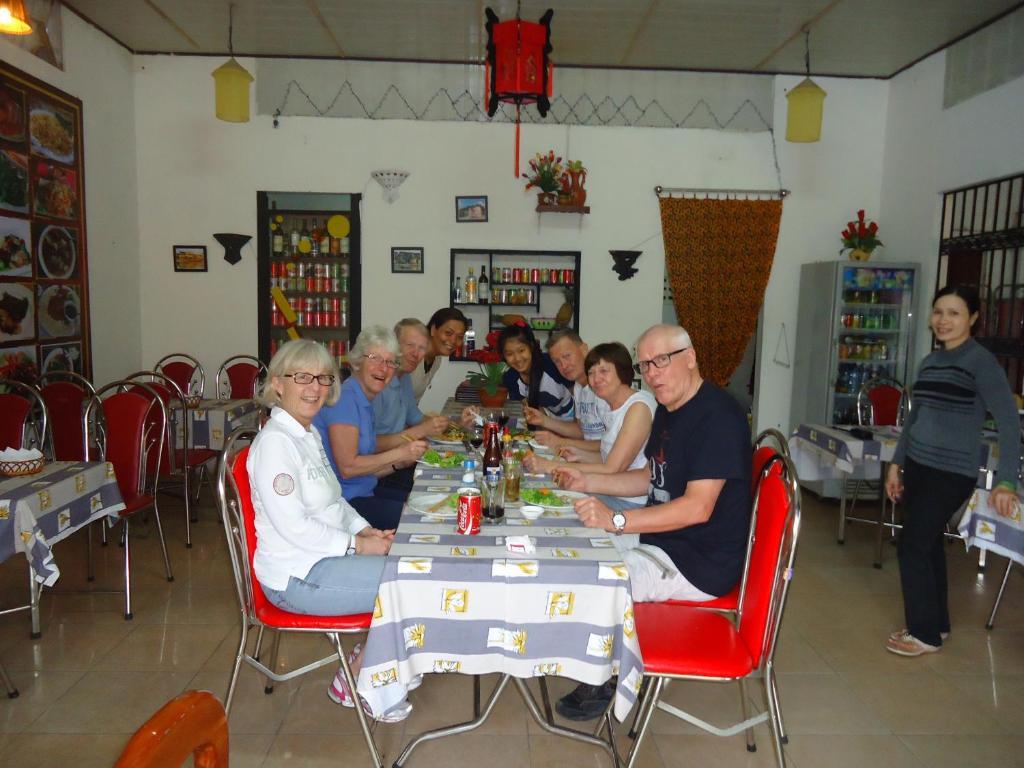 Memories Homestay Хойан Экстерьер фото