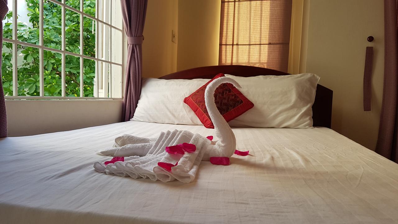 Memories Homestay Хойан Экстерьер фото