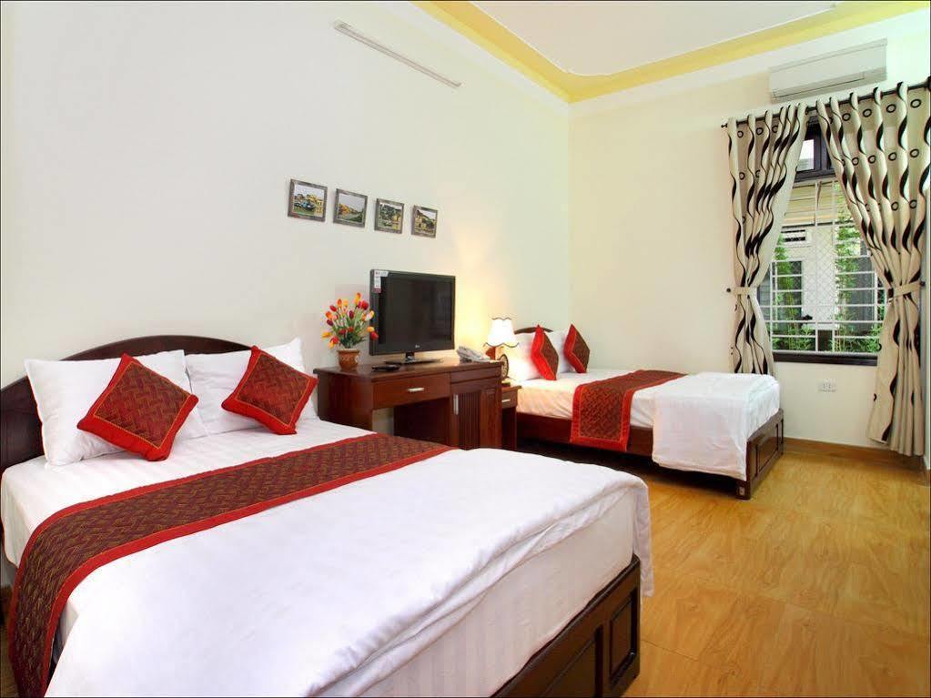 Memories Homestay Хойан Экстерьер фото