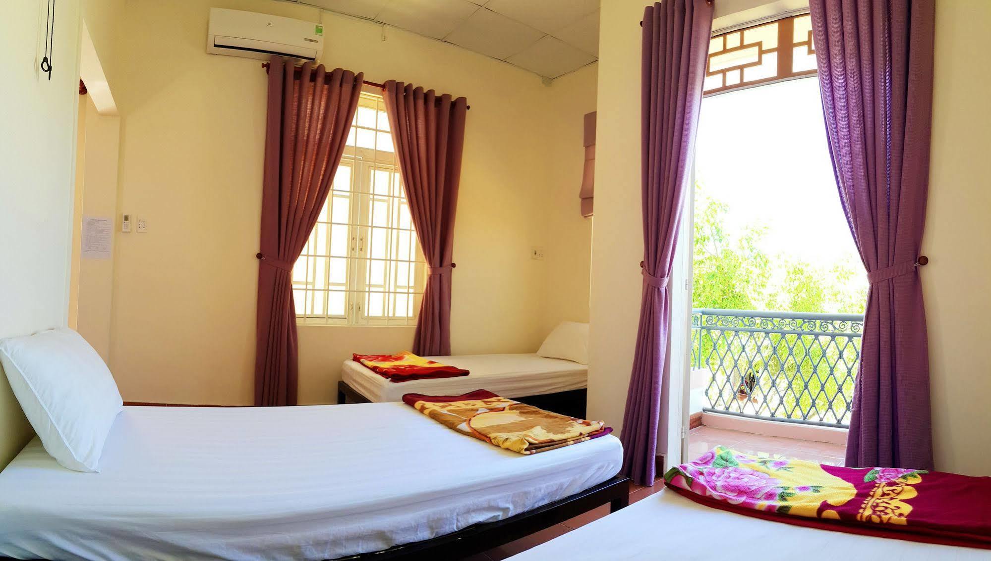 Memories Homestay Хойан Экстерьер фото