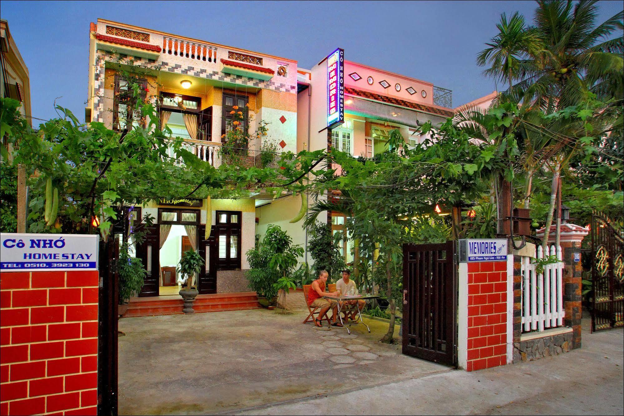 Memories Homestay Хойан Экстерьер фото
